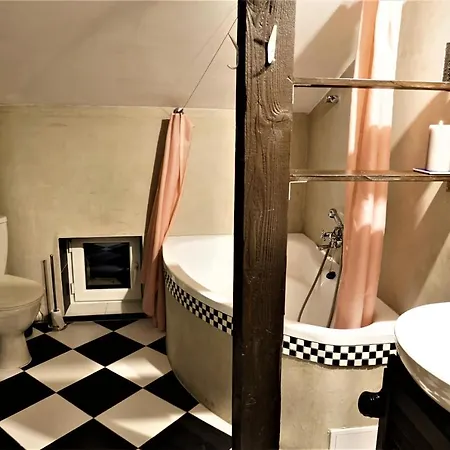 Wonderful Spacious City Centre Apartment *